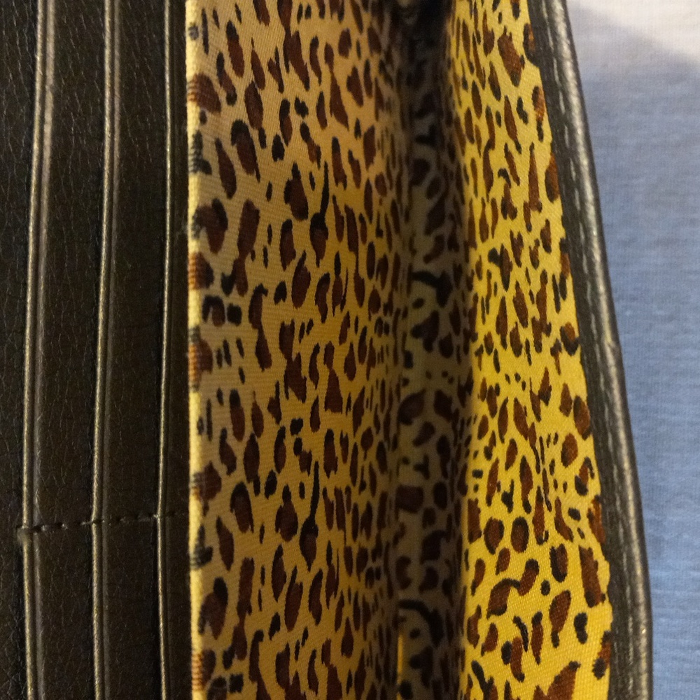 Wallet - Picture 9 of 16